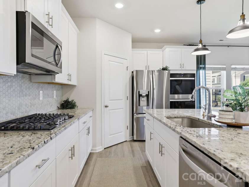 207 Orson Oaks Lane, Pineville, NC 28134.  MLS# CAR4390321, YatesRealty ID 34288. 