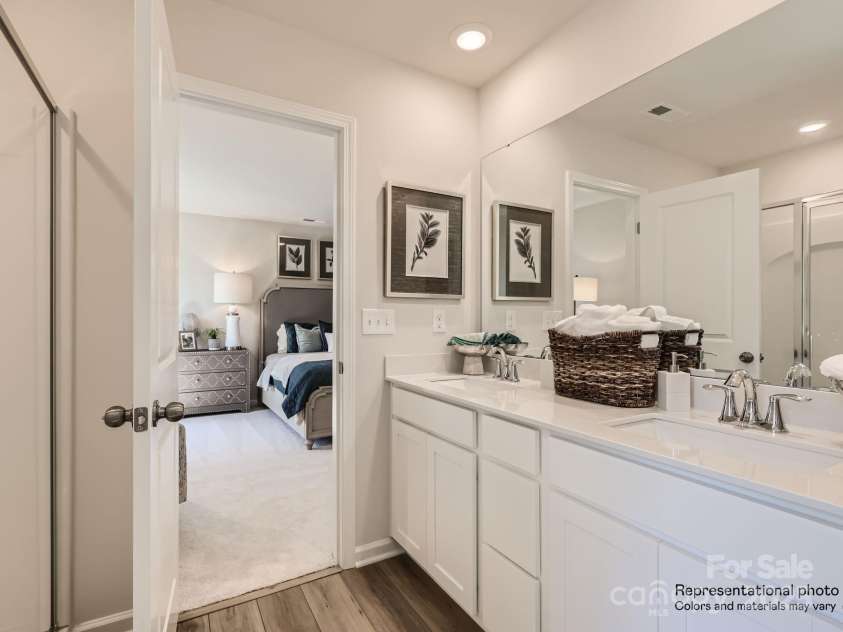 143 Arden Court, Troutman, NC 28166.  MLS# CAR4295976, YatesRealty ID 34289. Primary Bathroom