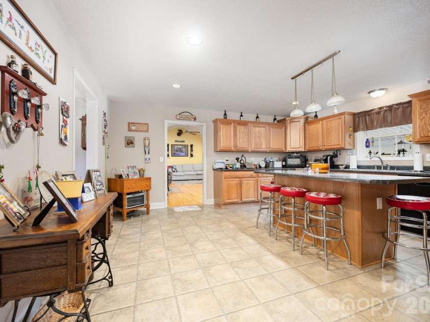 715 Candlewick Drive, Salisbury, NC 28147.  MLS# CAR4392460, YatesRealty ID 34289. 
