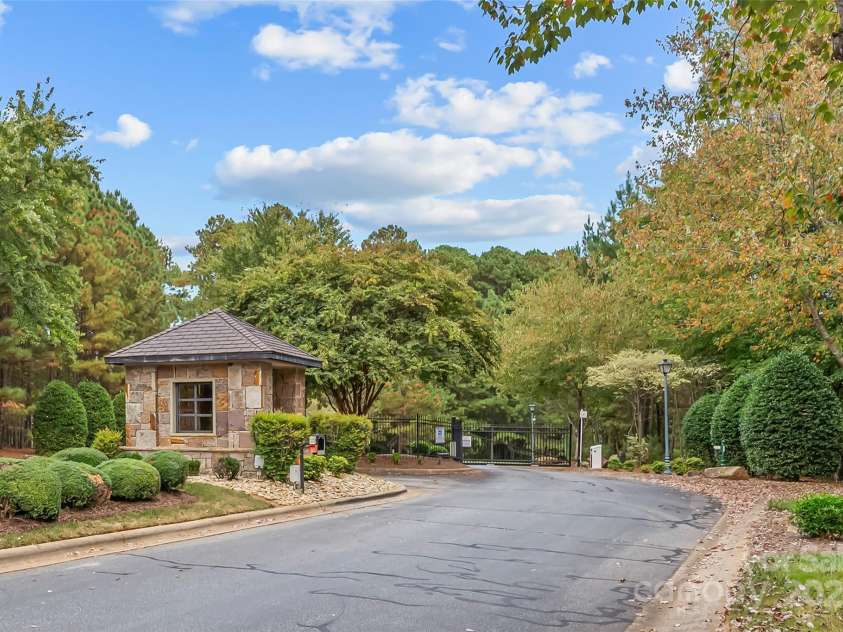 129 Greens Road, Granite Falls, NC 28630.  MLS# CAR4302862, YatesRealty ID 3429. Anchors Landing is a Gated Community