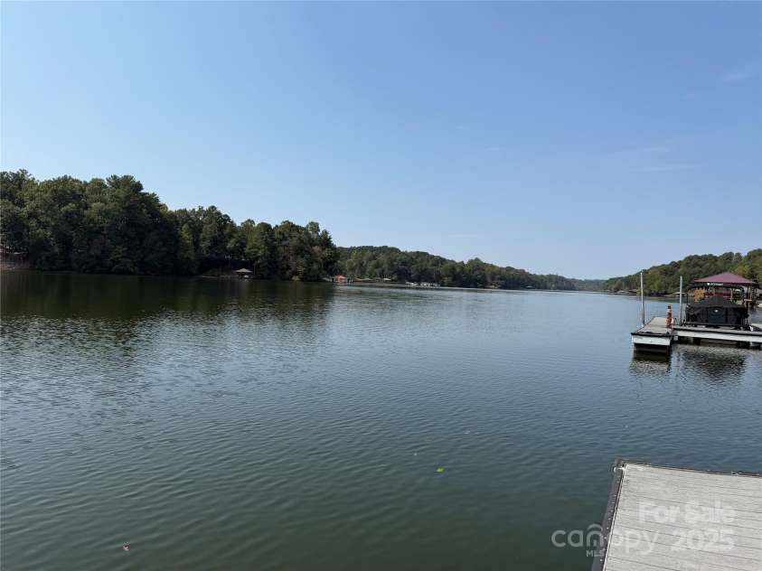 129 Greens Road, Granite Falls, NC 28630.  MLS# CAR4302862, YatesRealty ID 3429. Anchors Landing is a Waterfront Community
