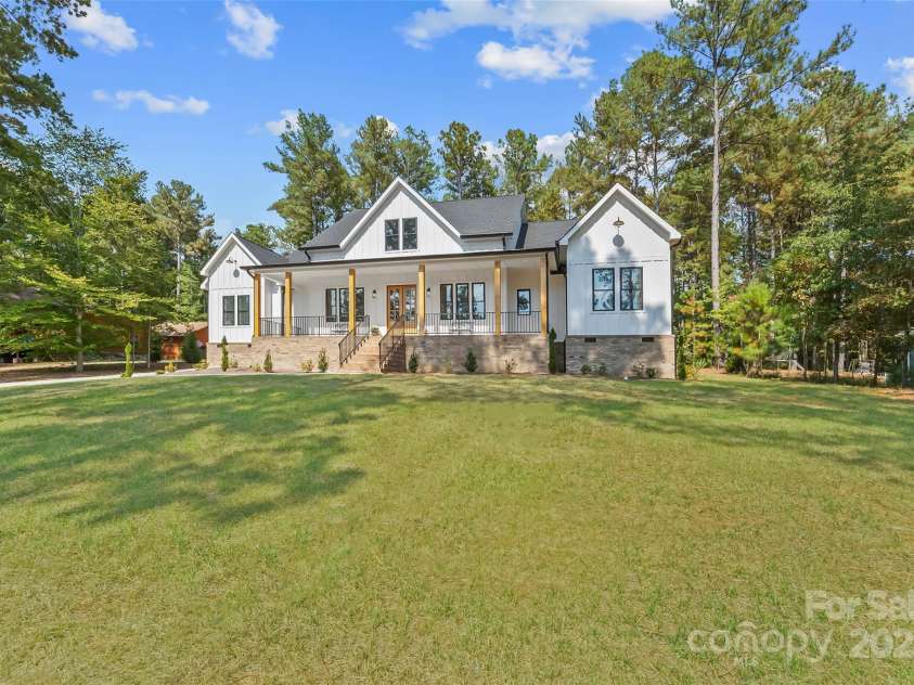129 Greens Road, Granite Falls, NC 28630.  MLS# CAR4302862, YatesRealty ID 3429. Front Yard