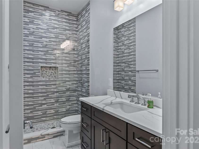 129 Greens Road, Granite Falls, NC 28630.  MLS# CAR4302862, YatesRealty ID 3429. Full Bath Adjacent to Bedroom 2