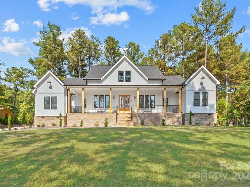 129 Greens Road, Granite Falls, NC 28630.  MLS# CAR4302862, YatesRealty ID 3429. Large Front Yard