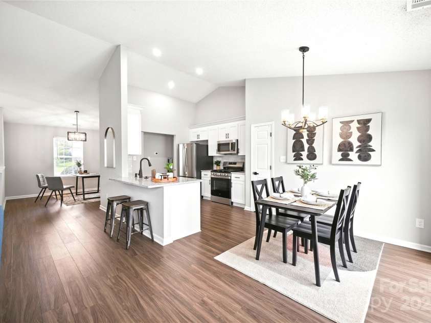 12019 Serenade Court, Charlotte, NC 28215.  MLS# CAR4289141, YatesRealty ID 34291. 