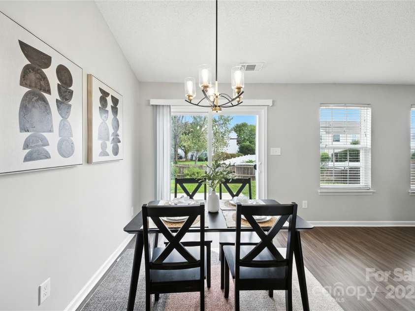 12019 Serenade Court, Charlotte, NC 28215.  MLS# CAR4289141, YatesRealty ID 34291. 