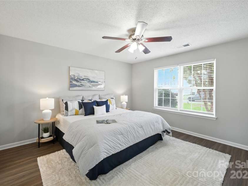 12019 Serenade Court, Charlotte, NC 28215.  MLS# CAR4289141, YatesRealty ID 34291. 