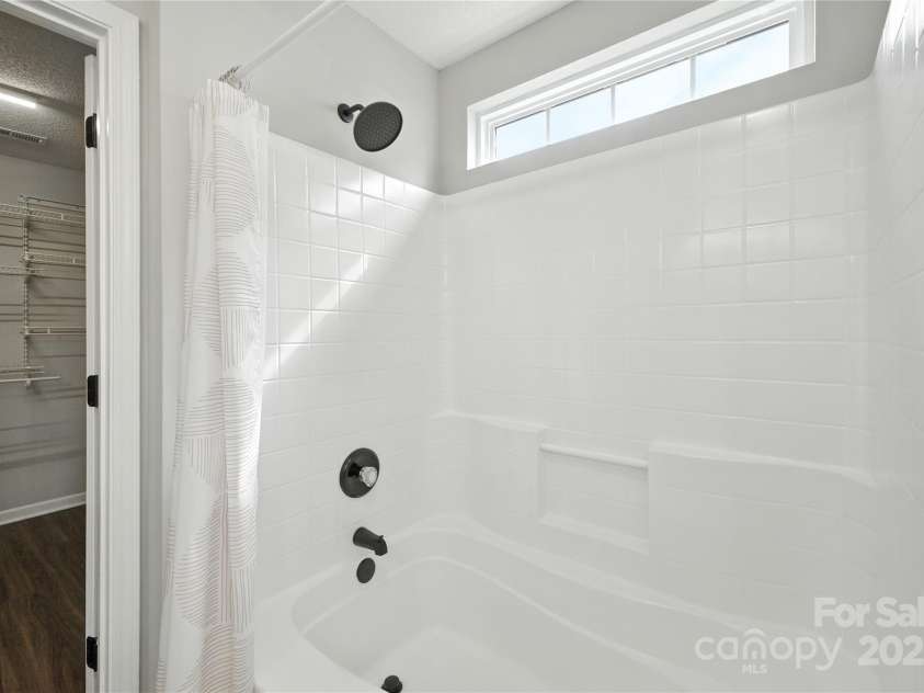 12019 Serenade Court, Charlotte, NC 28215.  MLS# CAR4289141, YatesRealty ID 34291. 