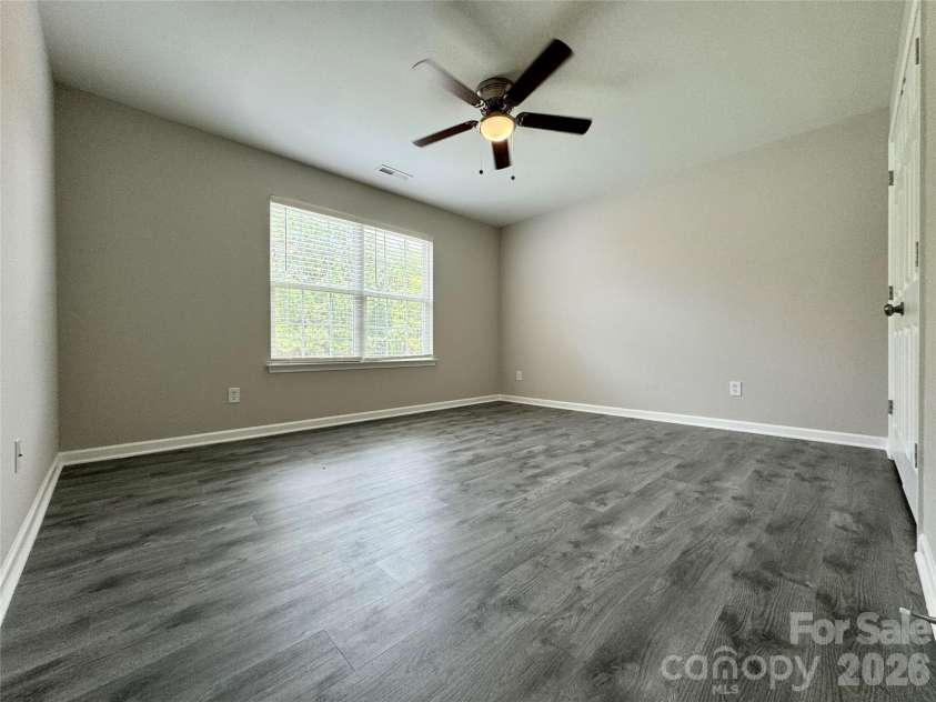 2482 Chatham Drive, Fort Mill, SC 29707.  MLS# CAR4395475, YatesRealty ID 34292. 