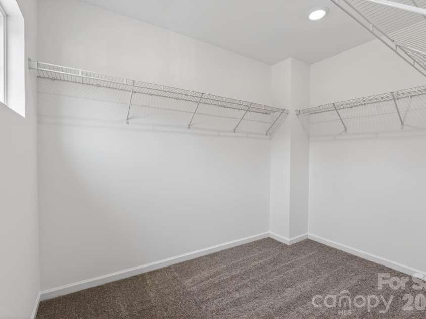 1606 Highacre Place, Bessemer City, NC 28016.  MLS# CAR4371918, YatesRealty ID 34293. Primary Closet