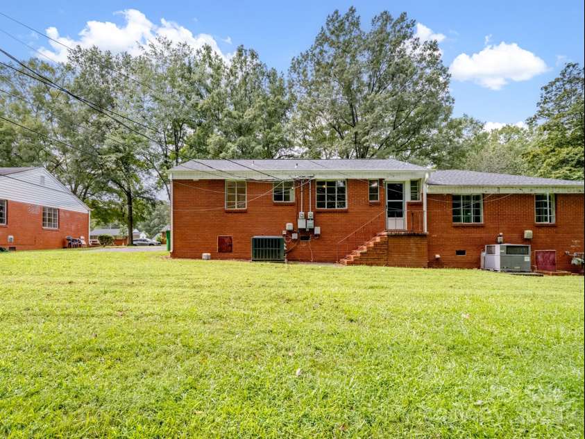 3122 Marlborough Road, Charlotte, NC 28208.  MLS# CAR4293604, YatesRealty ID 34293. Back view