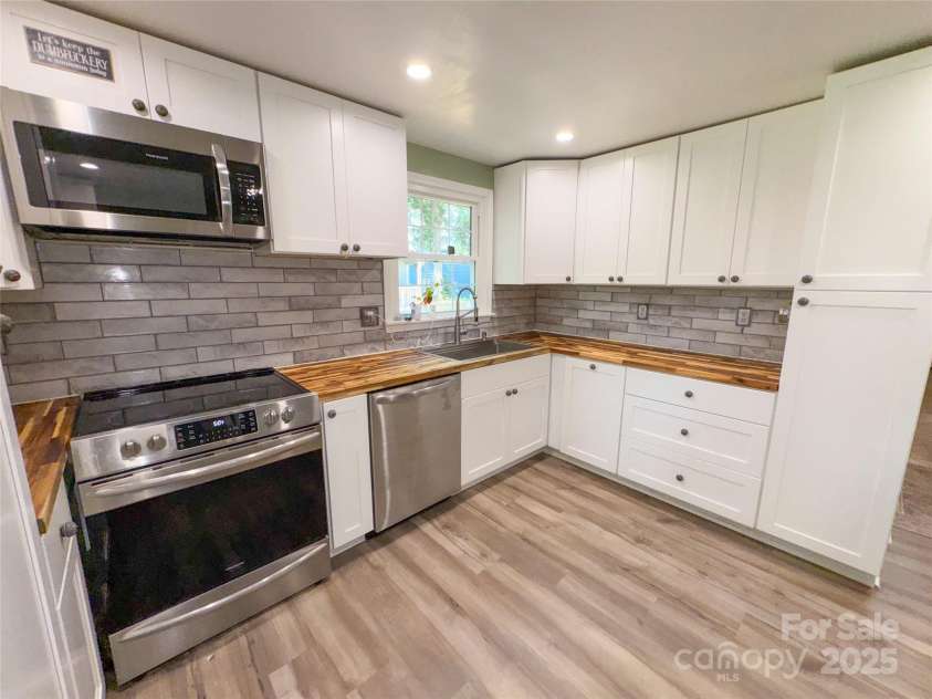 368 Gaddy Farm Road, Mount Gilead, NC 27306.  MLS# CAR4296067, YatesRealty ID 34295. 