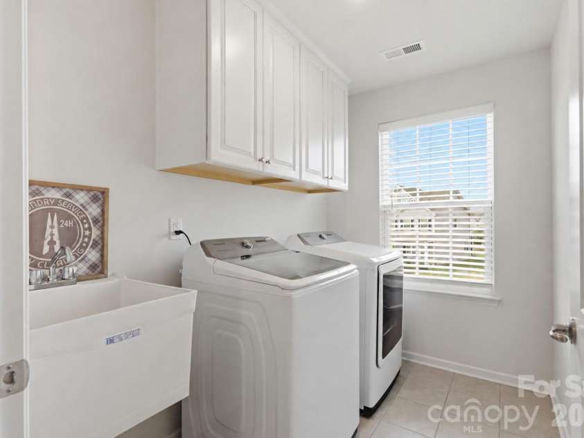 1848 Scarbrough Circle, Concord, NC 28025.  MLS# CAR4397136, YatesRealty ID 34296. 