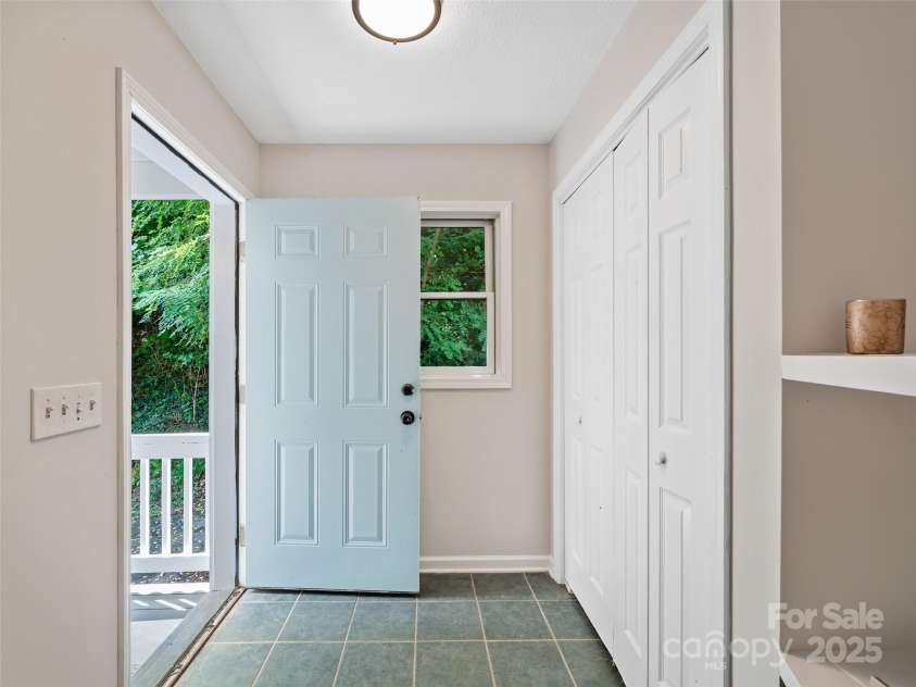 1393 Bald Mountain Road, Burnsville, NC 28714.  MLS# CAR4295800, YatesRealty ID 34299. 