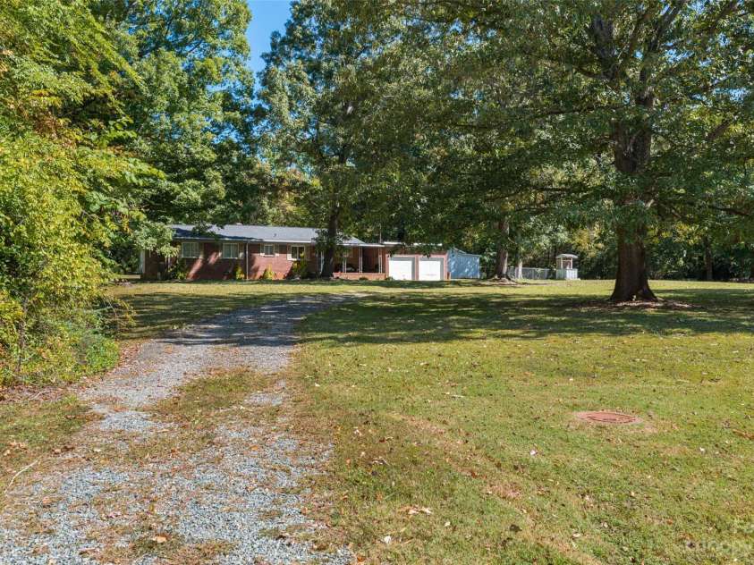 11434 Tema Circle, Charlotte, NC 28214.  MLS# CAR4024822, YatesRealty ID 343. 