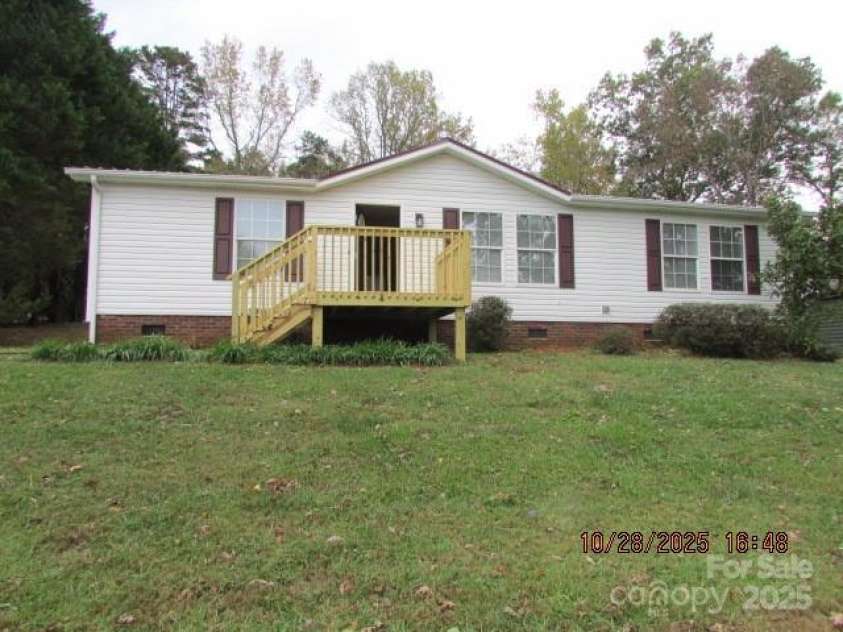 204 John E Randall Road, Shelby, NC 28152.  MLS# CAR4322096, YatesRealty ID 343. Front