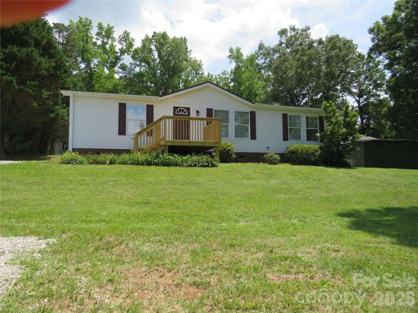 204 John E Randall Road, Shelby, NC 28152.  MLS# CAR4387444, YatesRealty ID 343. 