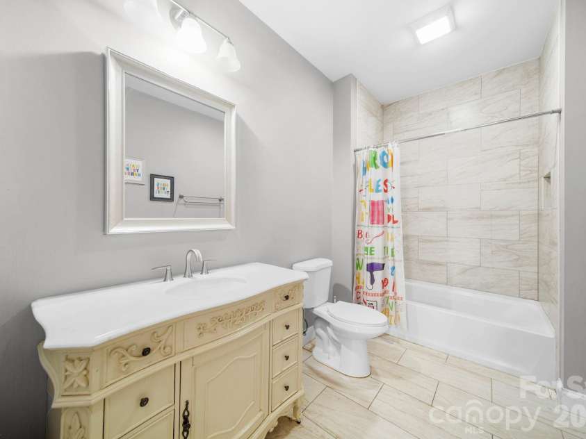 136 Lacy Street, Chester, SC 29706.  MLS# CAR4347551, YatesRealty ID 3430. 