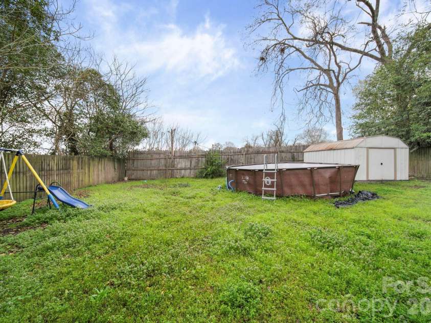 136 Lacy Street, Chester, SC 29706.  MLS# CAR4347551, YatesRealty ID 3430. 
