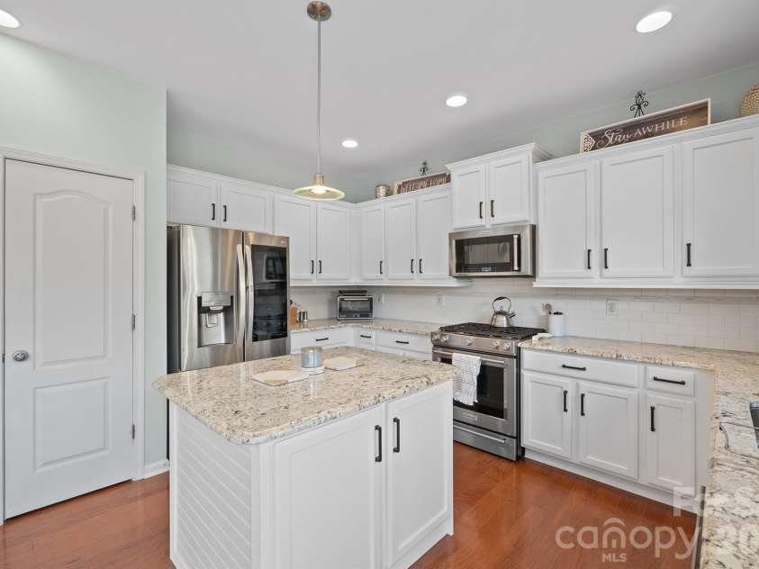 9776 Ravenscroft Lane, Concord, NC 28027.  MLS# CAR4335767, YatesRealty ID 3430. 