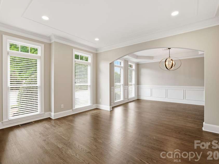 7818 Stonehaven Drive, Waxhaw, NC 28173.  MLS# CAR4385540, YatesRealty ID 34300. 
