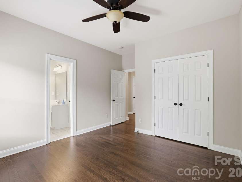 7818 Stonehaven Drive, Waxhaw, NC 28173.  MLS# CAR4385540, YatesRealty ID 34300. 