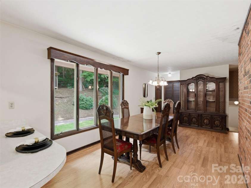 252 Big Stomp Road, Waynesville, NC 28786.  MLS# CAR4399096, YatesRealty ID 34301. 