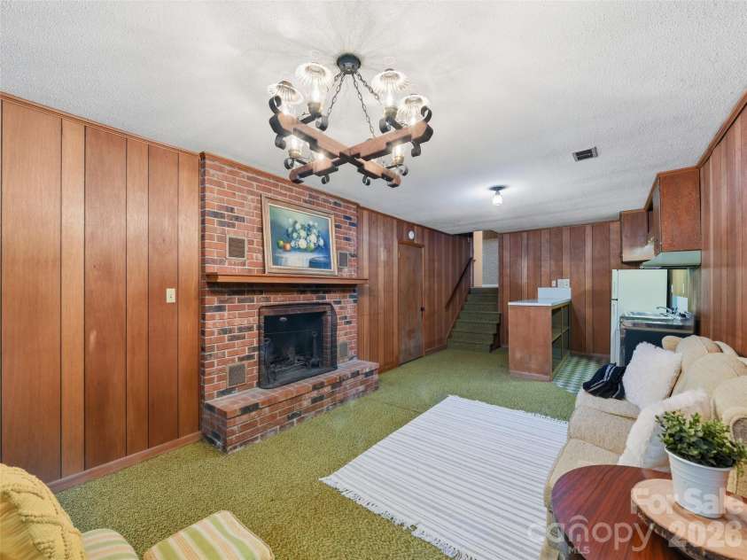 252 Big Stomp Road, Waynesville, NC 28786.  MLS# CAR4399096, YatesRealty ID 34301. 