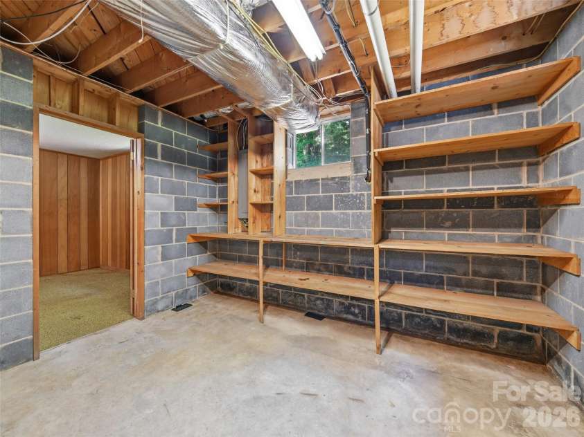 252 Big Stomp Road, Waynesville, NC 28786.  MLS# CAR4399096, YatesRealty ID 34301. 