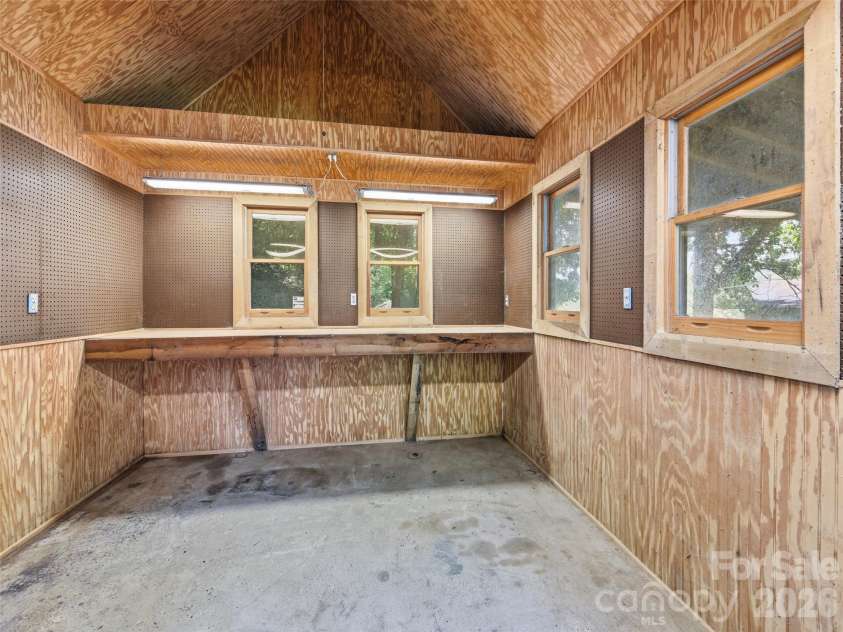 252 Big Stomp Road, Waynesville, NC 28786.  MLS# CAR4399096, YatesRealty ID 34301. 