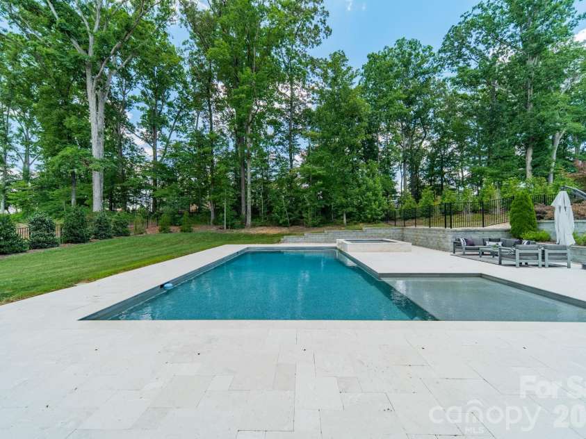 2008 Kenmere Lane, Charlotte, NC 28270.  MLS# CAR4392022, YatesRealty ID 34303. 
