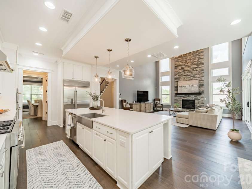 2008 Kenmere Lane, Charlotte, NC 28270.  MLS# CAR4392022, YatesRealty ID 34303. 
