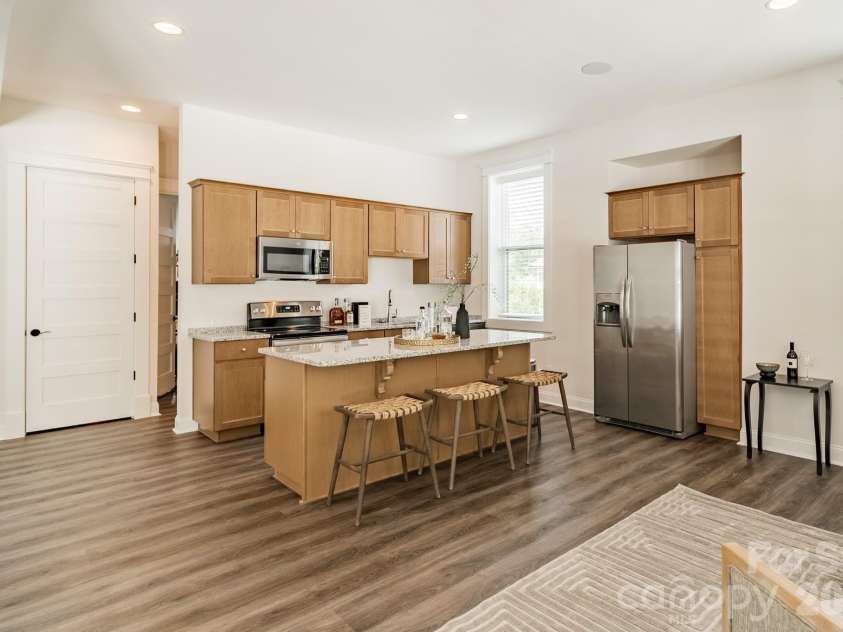 2008 Kenmere Lane, Charlotte, NC 28270.  MLS# CAR4392022, YatesRealty ID 34303. 