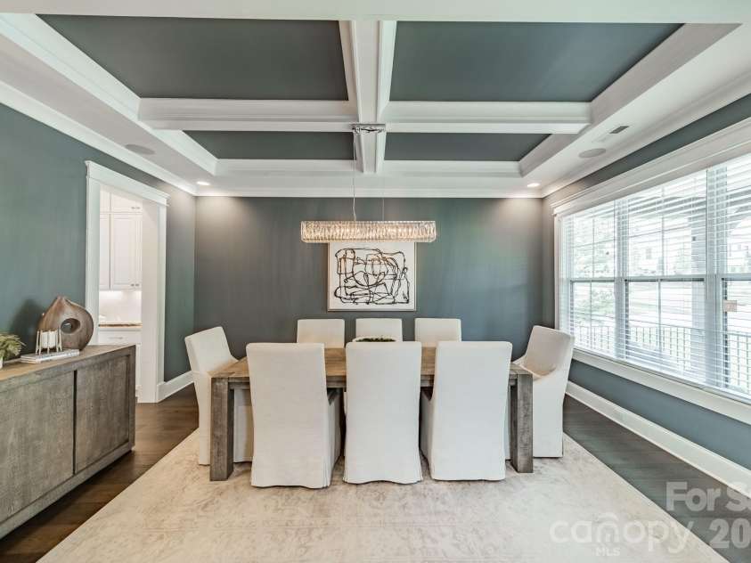 2008 Kenmere Lane, Charlotte, NC 28270.  MLS# CAR4392022, YatesRealty ID 34303. Dining room