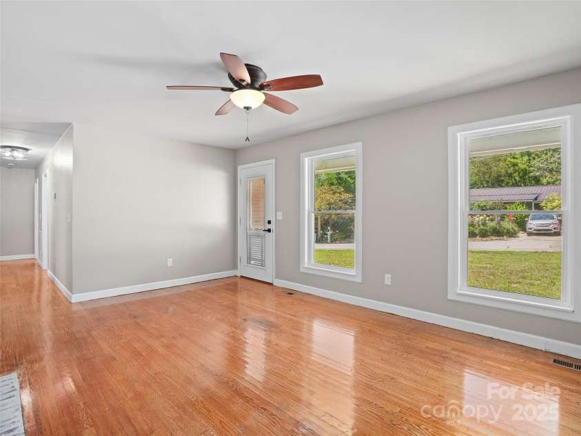 220 Love Lane, Waynesville, NC 28786.  MLS# CAR4296192, YatesRealty ID 34303. 