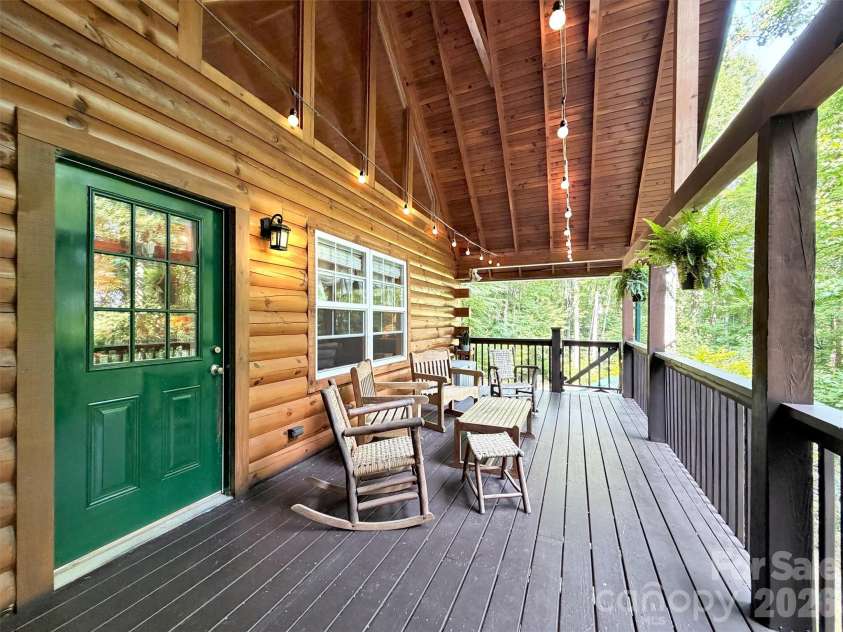 49 Brandywine Road, Waynesville, NC 28786.  MLS# CAR4395907, YatesRealty ID 34304. 