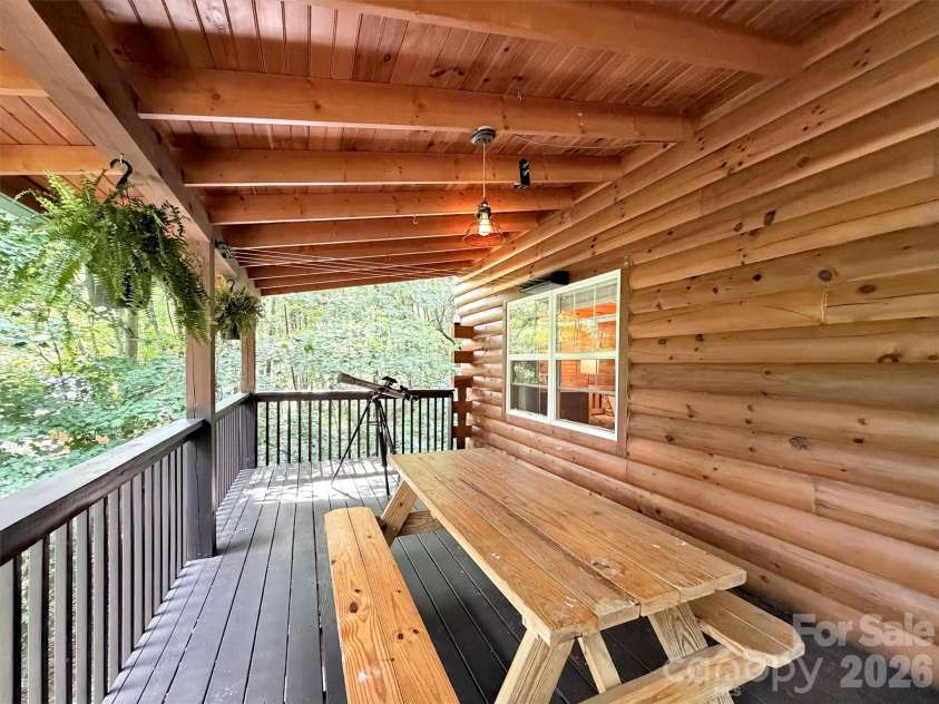49 Brandywine Road, Waynesville, NC 28786.  MLS# CAR4395907, YatesRealty ID 34304. 