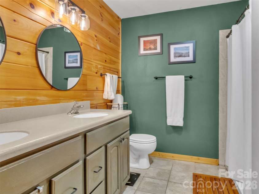 49 Brandywine Road, Waynesville, NC 28786.  MLS# CAR4395907, YatesRealty ID 34304. 