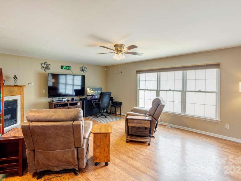 625 Fisher Street, Concord, NC 28027.  MLS# CAR4295907, YatesRealty ID 34304. 