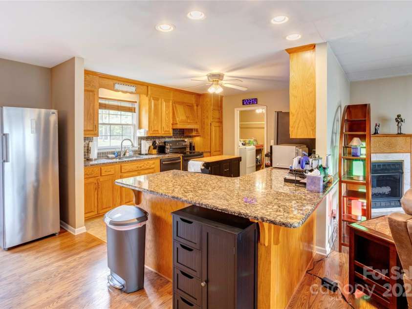 625 Fisher Street, Concord, NC 28027.  MLS# CAR4295907, YatesRealty ID 34304. 