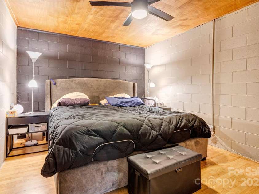 625 Fisher Street, Concord, NC 28027.  MLS# CAR4295907, YatesRealty ID 34304. 