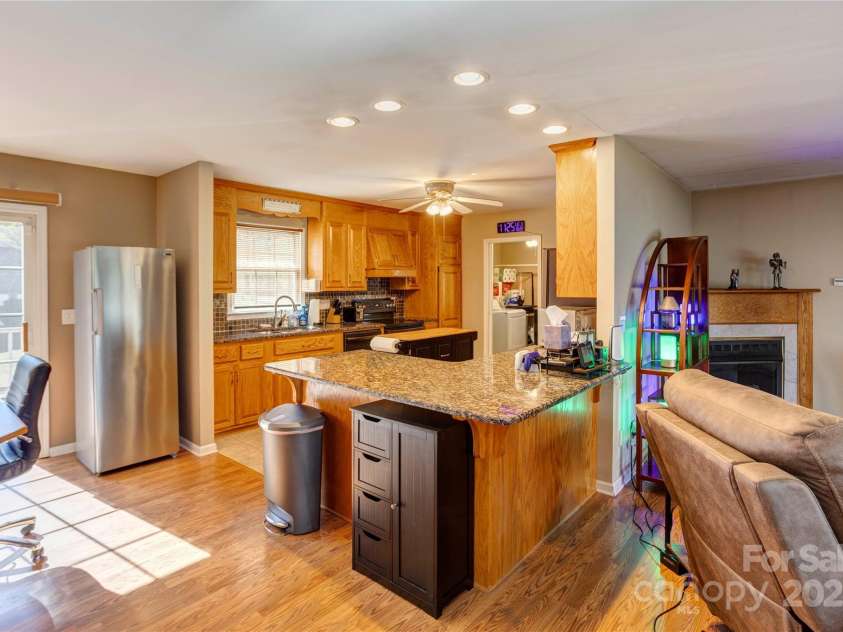 625 Fisher Street, Concord, NC 28027.  MLS# CAR4295907, YatesRealty ID 34304. 