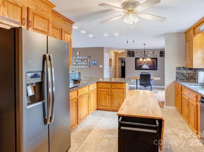 625 Fisher Street, Concord, NC 28027.  MLS# CAR4295907, YatesRealty ID 34304. 