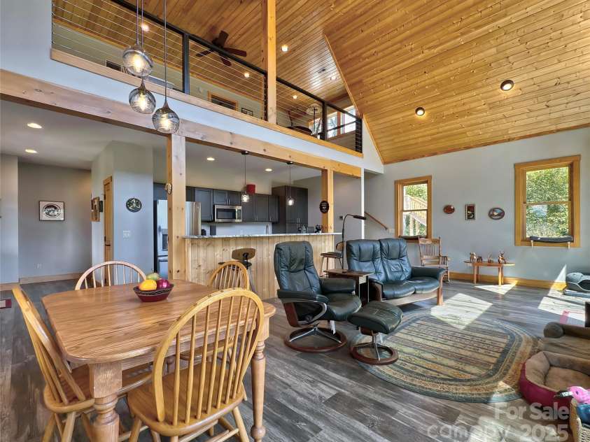 1856 Cabbage Patch Road, Burnsville, NC 28714.  MLS# CAR4293674, YatesRealty ID 34306. 