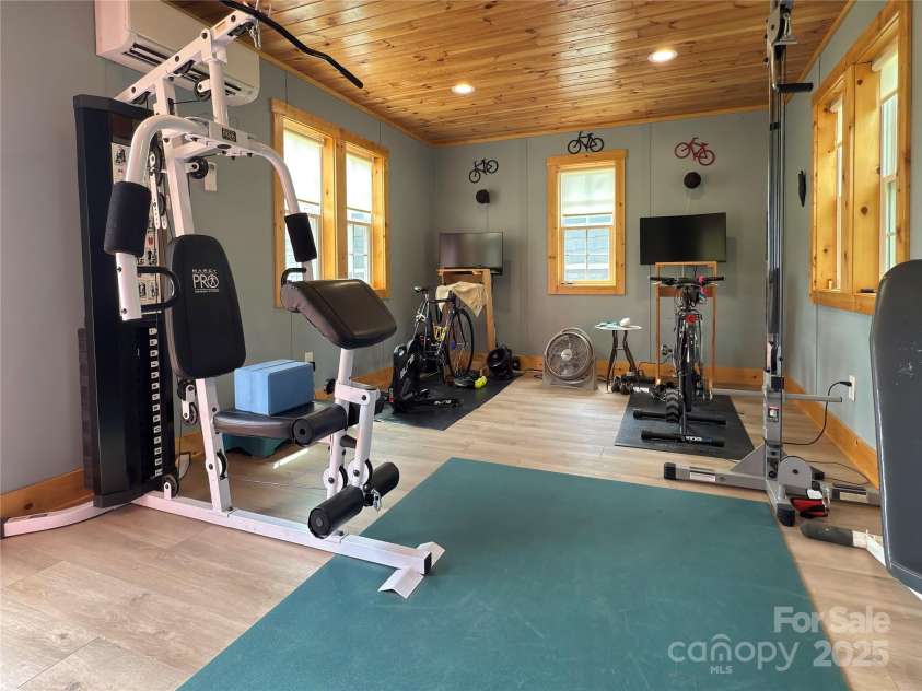 1856 Cabbage Patch Road, Burnsville, NC 28714.  MLS# CAR4293674, YatesRealty ID 34306. 