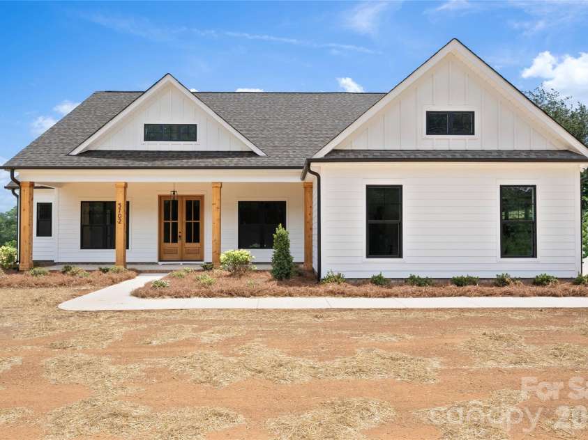 5702 Love Mill Road, Monroe, NC 28110.  MLS# CAR4398637, YatesRealty ID 34306. 
