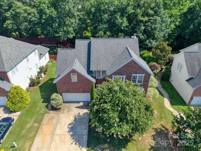 100 Birchleaf Lane, Greer, SC 29650.  MLS# CAR4294243, YatesRealty ID 34307. 