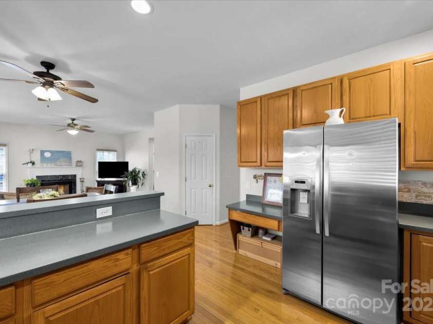 100 Birchleaf Lane, Greer, SC 29650.  MLS# CAR4294243, YatesRealty ID 34307. 