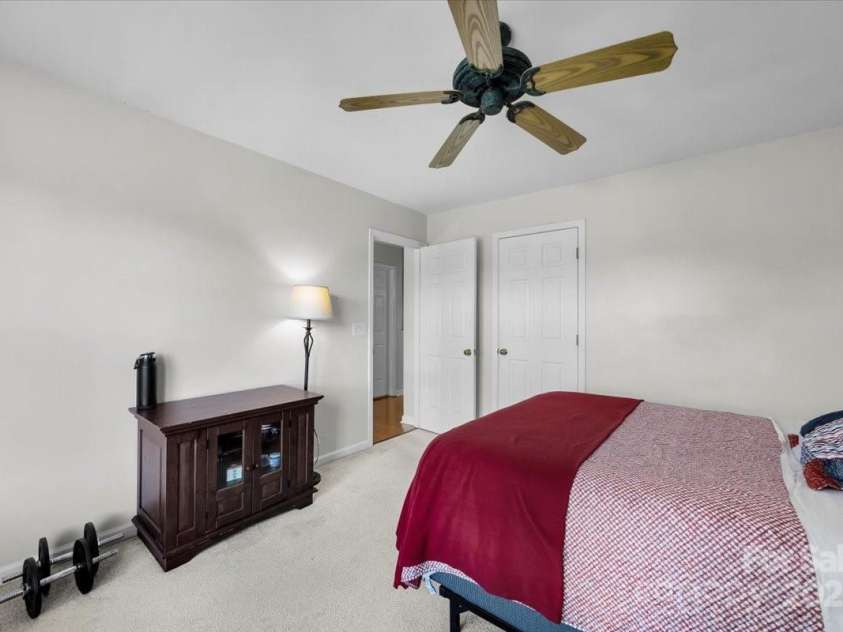 100 Birchleaf Lane, Greer, SC 29650.  MLS# CAR4294243, YatesRealty ID 34307. 