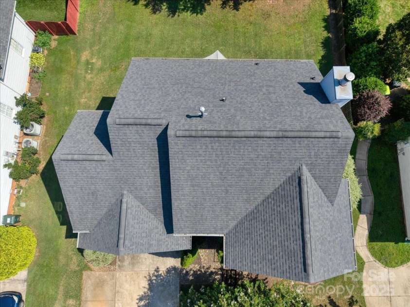 100 Birchleaf Lane, Greer, SC 29650.  MLS# CAR4294243, YatesRealty ID 34307. 